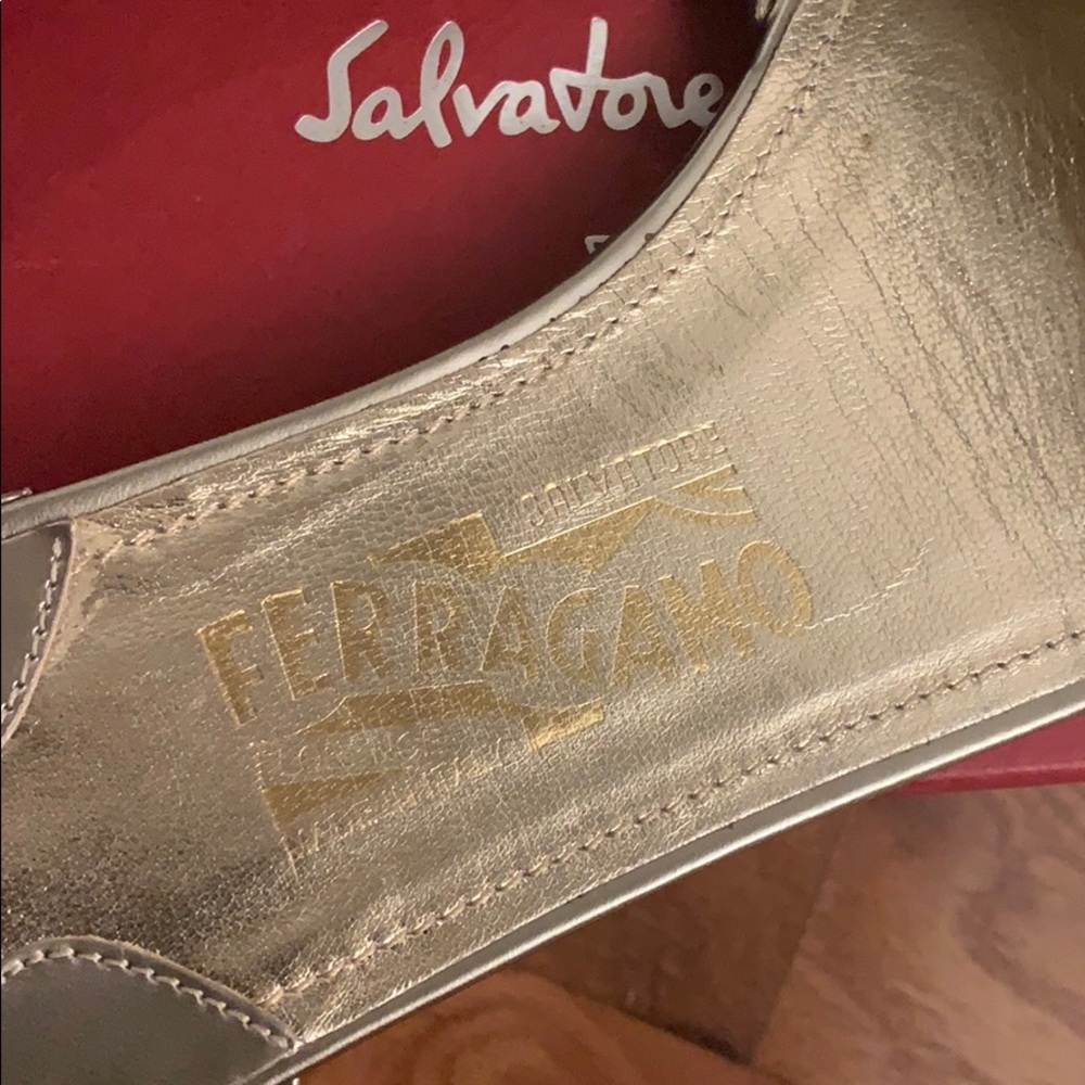Ferragamo sandals - Picture 6 of 8